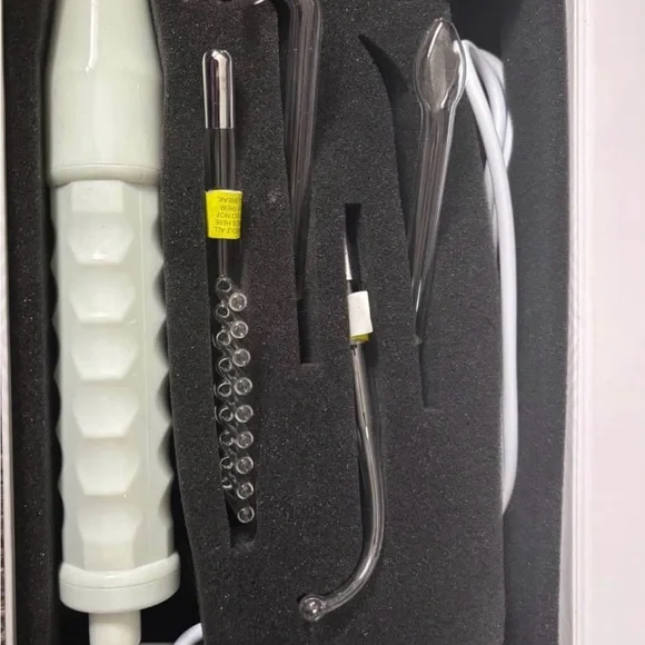 Pure NuDerma Skincare Tool - White
